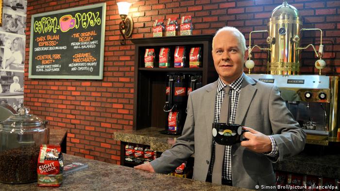 Warner Bros and F.R.I.E.N.D.S co-stars pays their tribute to Late co-star James Michael Tyler